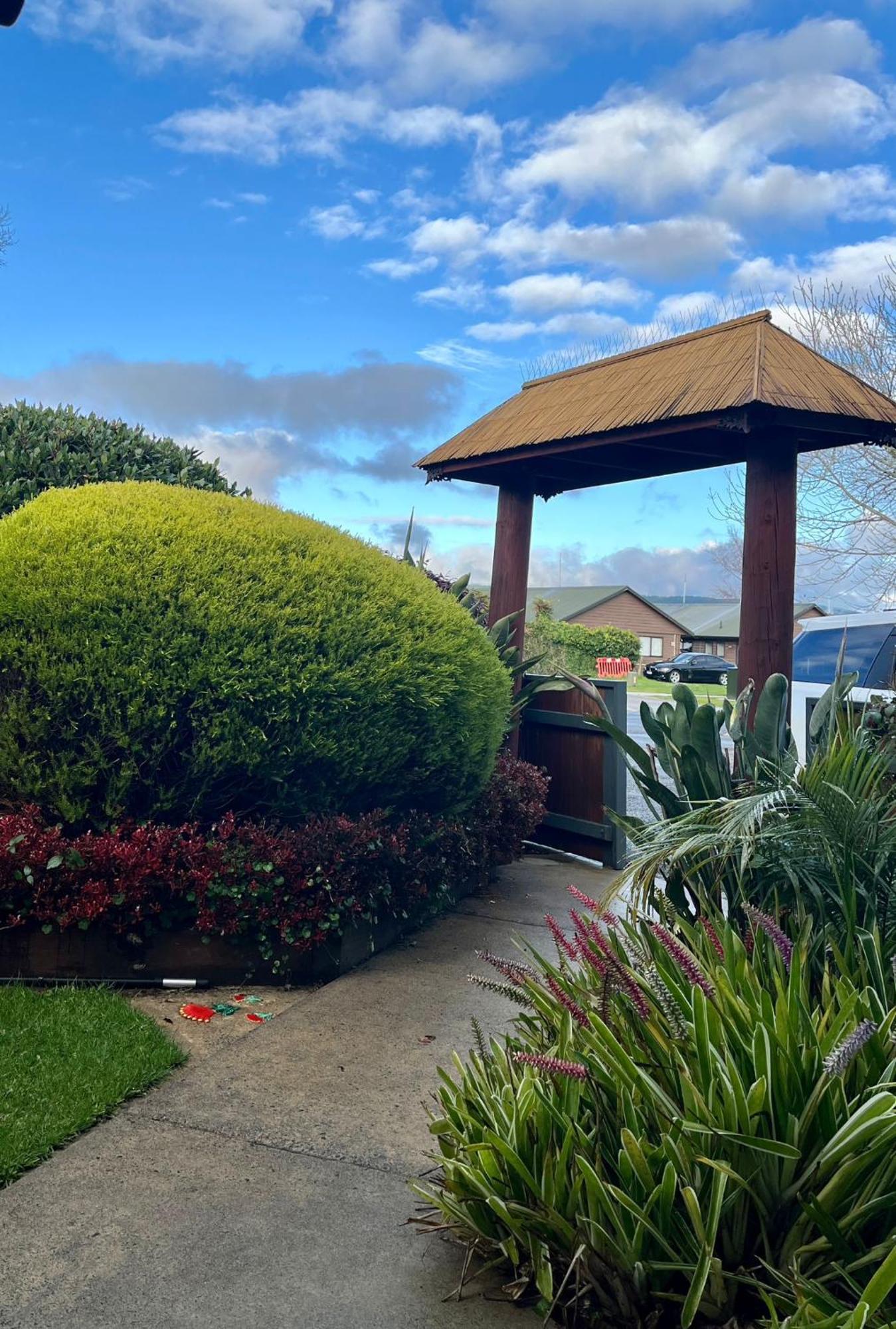With Spa, Sauna, Garden In Prime Location *